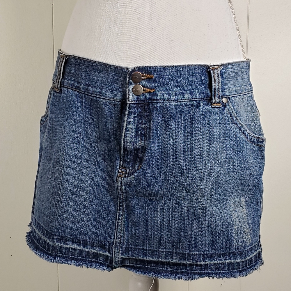 Mossimo raw hem jean skirt size 13